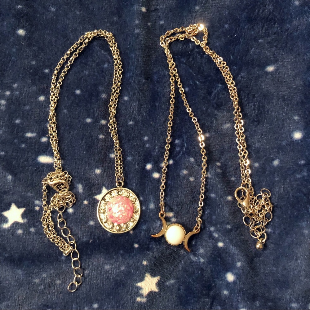 Moon Phase Necklaces - Hot Topic